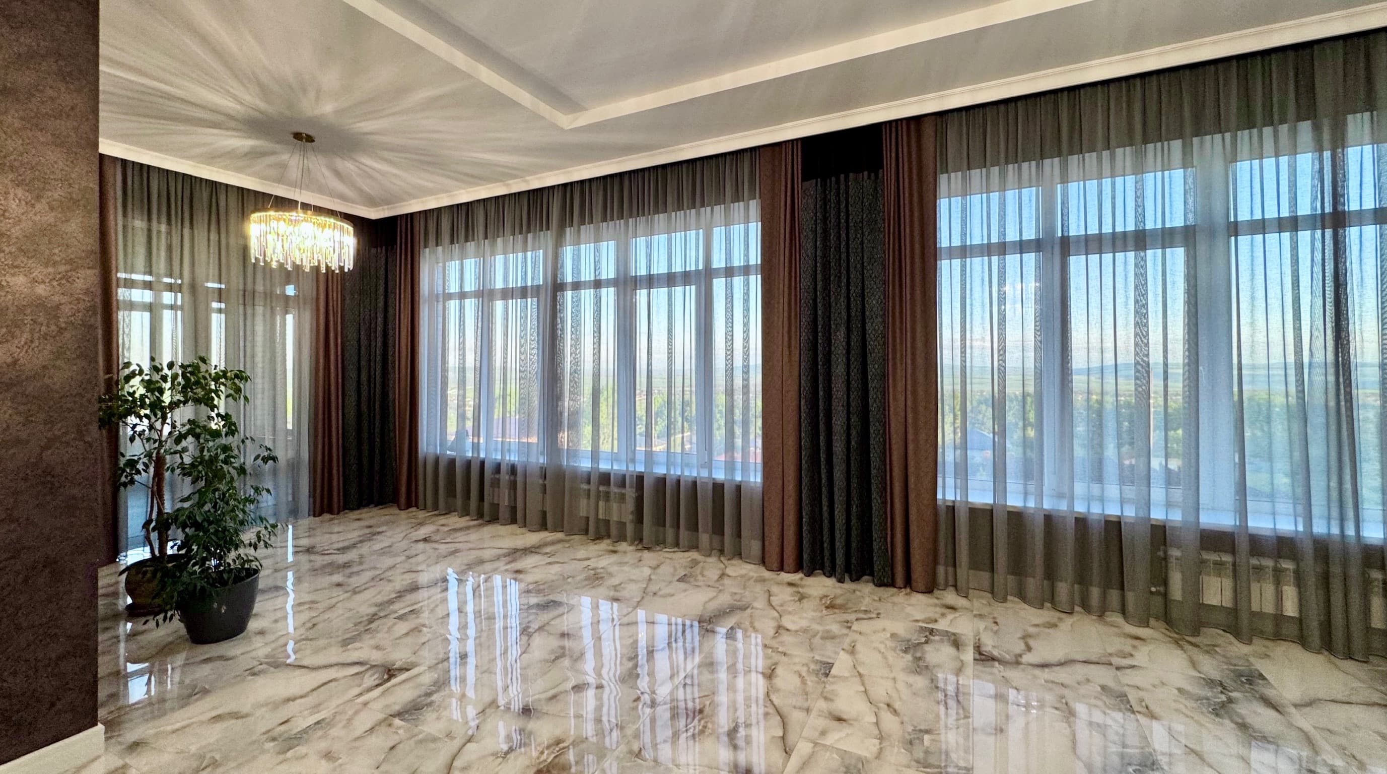 Почему шторы меряют не метражом, а светом